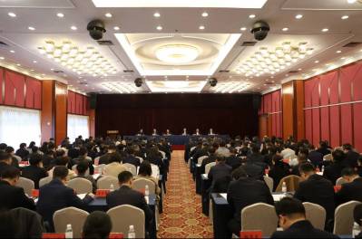 集團公司黨委書記、董事長王元斌在全市組織部長會議上作交流發言