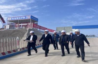 集團(tuán)公司黨委書記、董事長王元斌一行調(diào)研安居公司京口路保障性住房項(xiàng)目建設(shè)